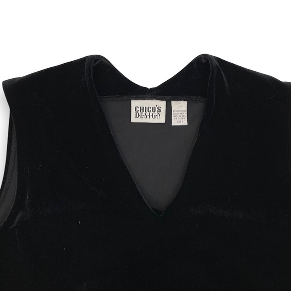 Chico’s Sleeveless V-Neck Velvet Shell Blouse Black Dressy Classic Med, Size 8 - Picture 2 of 4
